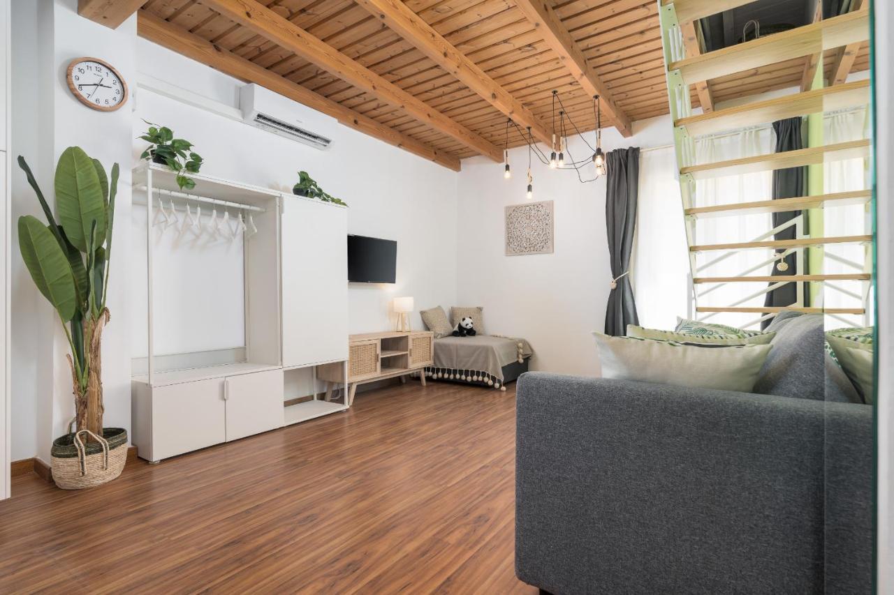 Suite Homes Alice Valentin Málaga Buitenkant foto