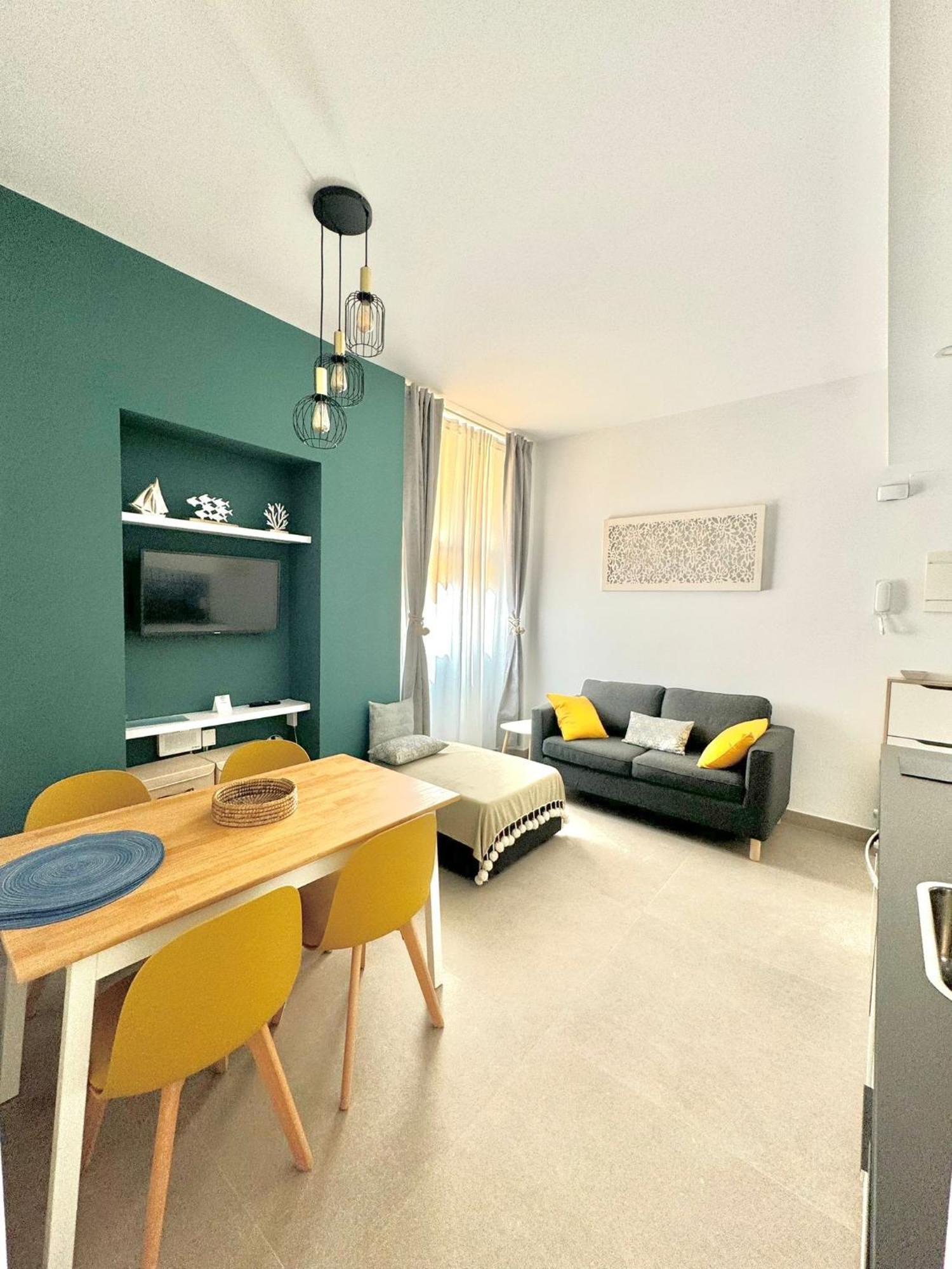 Suite Homes Alice Valentin Málaga Buitenkant foto